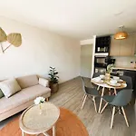 Hom I Amplio E Inmejorable Depto 1D1B Santiago B309
